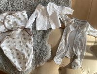 Baby Puck Sack miracle Strampler Winnie Puh Jacke 50 newborn Nordrhein-Westfalen - Lohmar Vorschau