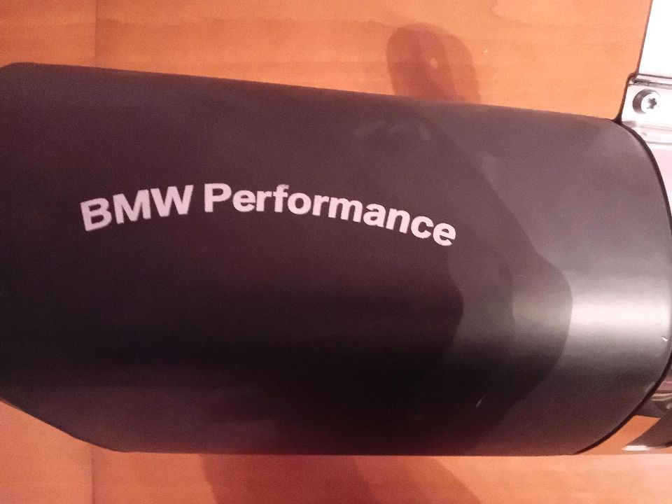 BMW s1000rr Performance Auspuff in Oberschleißheim