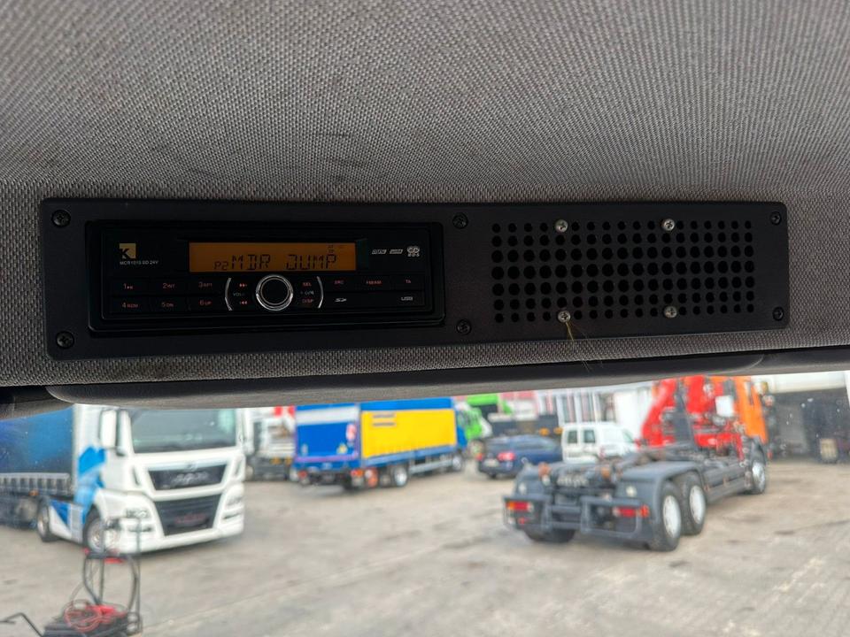 Mercedes-Benz 811*Kran*Rampen*TÜV*1.Hand*Reifen neu*Rostfrei in Großschirma