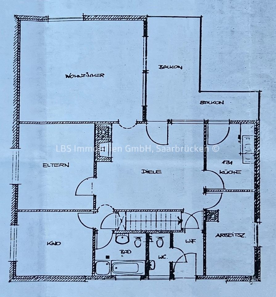 Bungalow in Höhenlage von Zweibrücken - 194 m² Wohnfläche - Einliegerwohnung - Garten - Carport in Zweibrücken