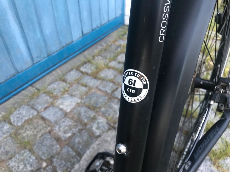 MERIDA Crossway XT Edition / matt schwarz / RH 61cm / XL in Leipzig