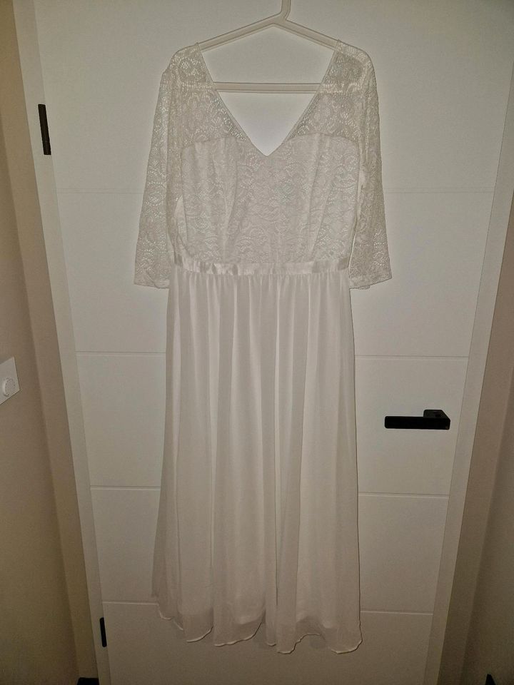 Hochzeitskleid Brautkleid XXL Neu! in Hambergen