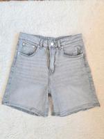 Schöne Jeans Shorts in grau Nordrhein-Westfalen - Oelde Vorschau