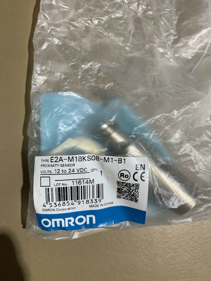 Omron PROXIMITY SENSOR E2A-M18KS08-M1-B1 in Ichenhausen