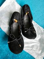 Schöne Ballerinas von Buffalo Echtleder ungetragen Gr. 36 Hessen - Dreieich Vorschau