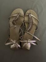 Feder sandalen, Gold 40 Hessen - Langenselbold Vorschau