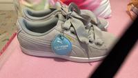 Neue Puma Sneaker, Gr 40 , grau 30 Euro und Gold 25 Euro Baden-Württemberg - Crailsheim Vorschau