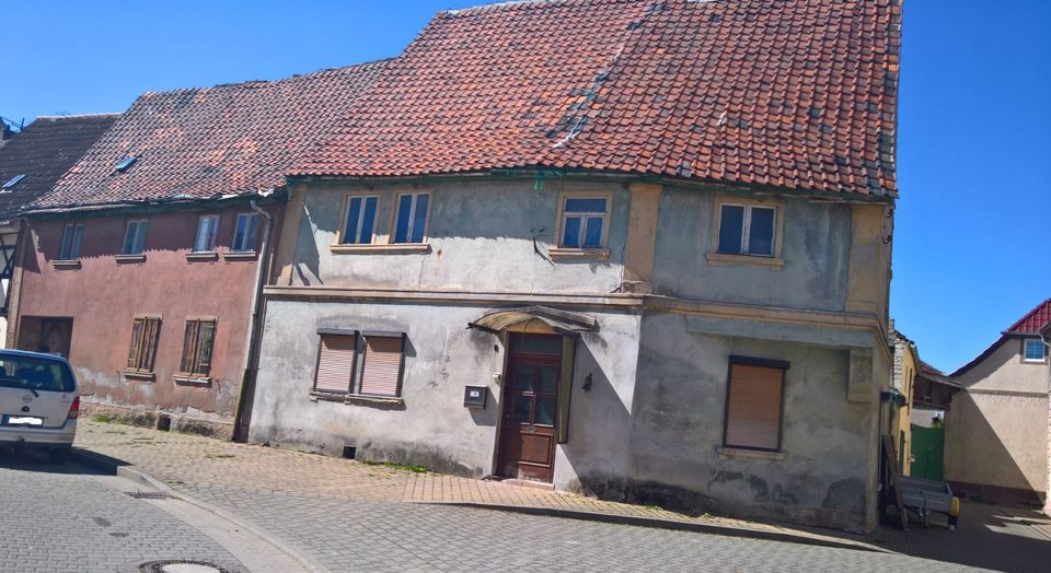 2 Reihenhäuser Renovierungsbedürftig zu Verkaufen in Gröningen