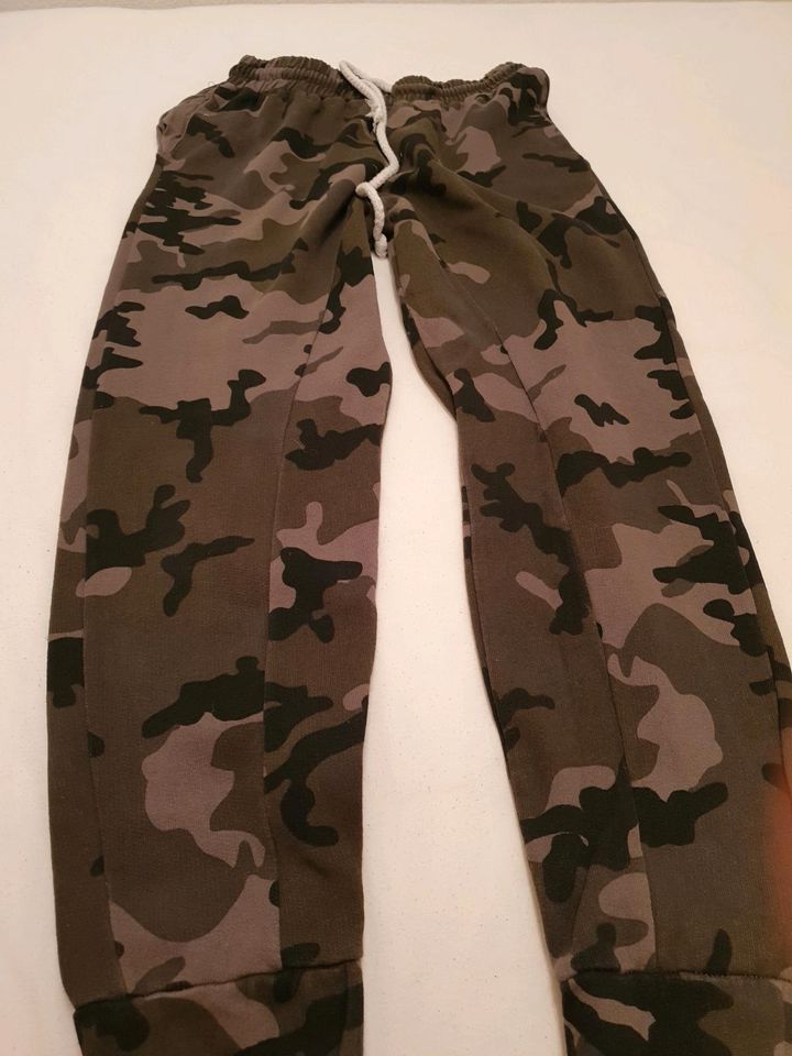 Camouflage Jogginghose von Zara in Nordrhein-Westfalen - Recklinghausen |  eBay Kleinanzeigen ist jetzt Kleinanzeigen