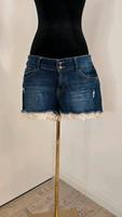 Sexy Hot Pants Shorts Jeans Mini Spitze Rüschen Gr. 42 XL L Niedersachsen - Lilienthal Vorschau
