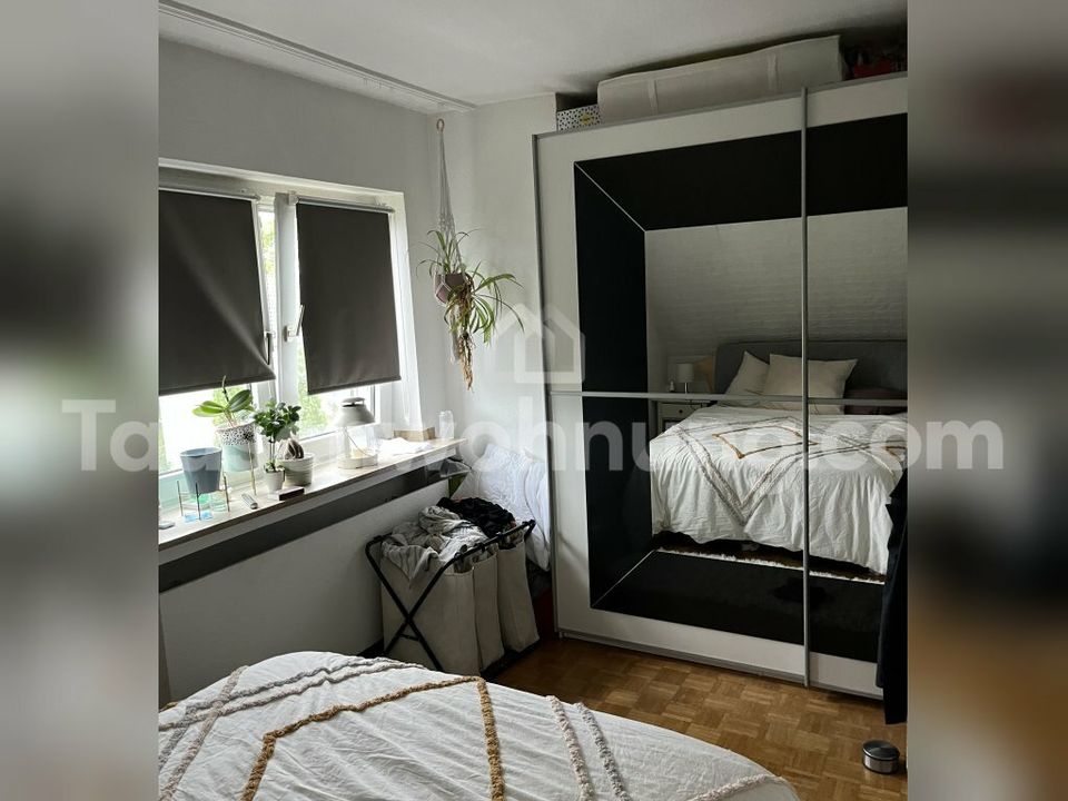 [TAUSCHWOHNUNG] schöne Dachgeschoss Wohnung zum Wohlfühlen  am Rhein in Köln