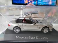 Mercedes SL-KLASSE Iridium Silber Cabrio mit Dach Neu OVP 1:43 Baden-Württemberg - Mannheim Vorschau