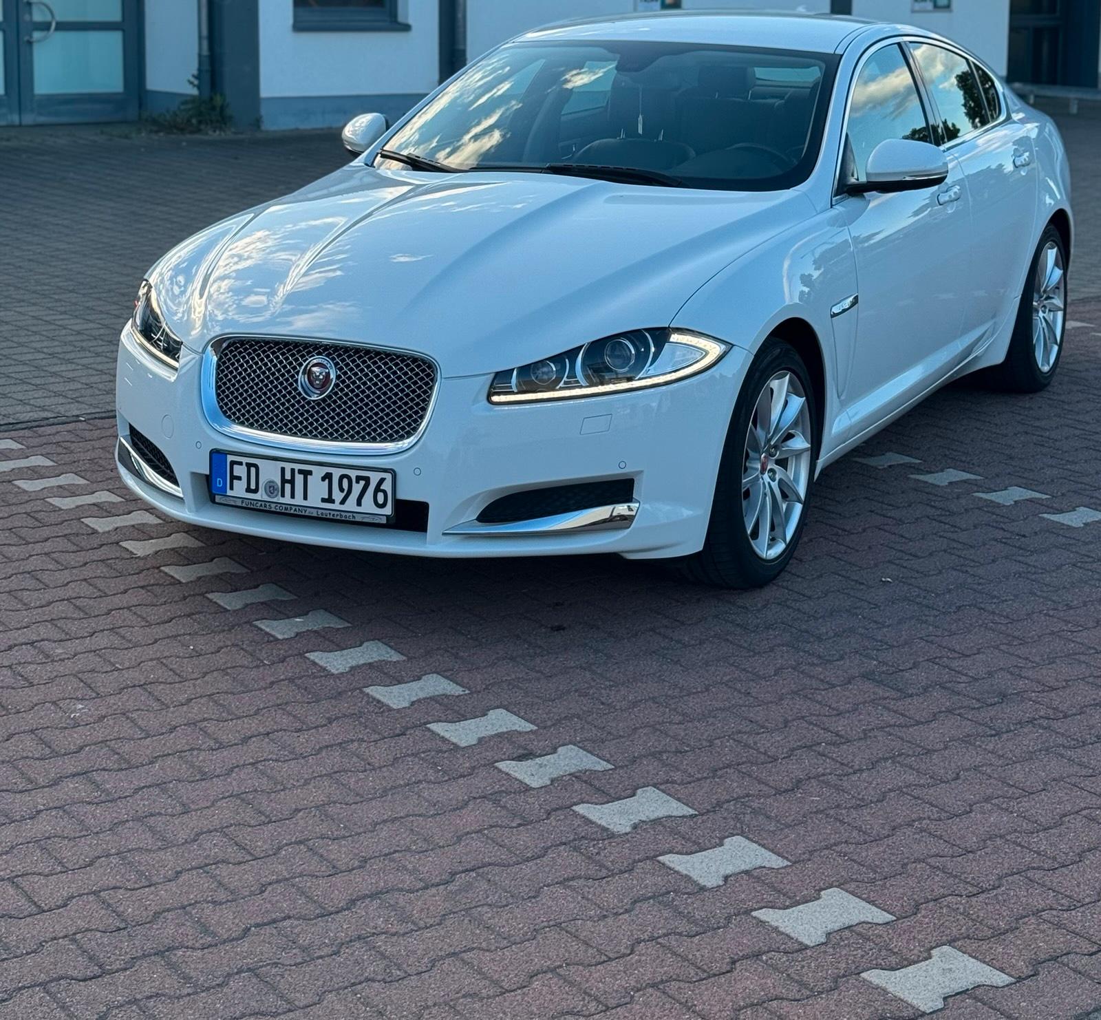 Abbildung des Autos Jaguar XF zu Verkaufen G…