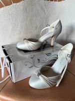 Brautschuhe High Heels in weiß Größe 39 Bayern - Hallstadt Vorschau