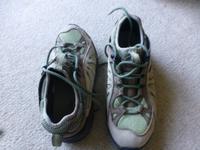 OBOZ Trekkingschuhe Wanderschuhe Damen Hessen - Weimar (Lahn) Vorschau