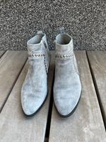 Gr. 39. Echt Wildleder Stiefeletten, Damenschuh, grau Brandenburg - Fredersdorf-Vogelsdorf Vorschau