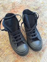 Chucks Converse dunkelblau - kaum getragen Gr. 37 Hessen - Darmstadt Vorschau