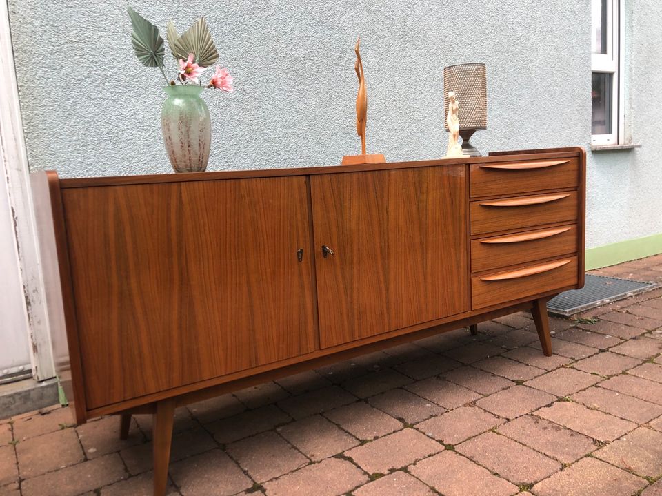 Sideboard Danish 60er Jahre Retro Kommode Mid-Century Vintage in Besigheim