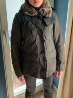 Peuterey Daunenjacke Pelzkragen Winterjacke Gr. S Khaki Grün München - Maxvorstadt Vorschau