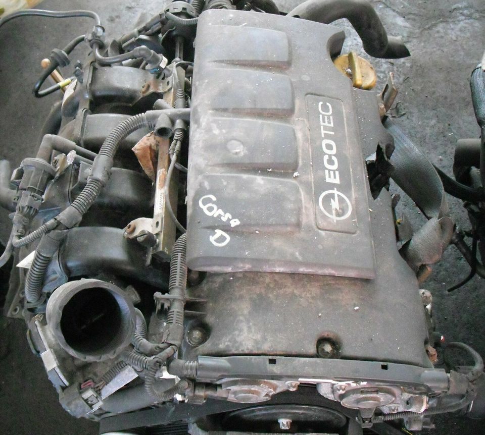 Opel Motor A14XER + Getriebe 1,4 l 100 PS Opel Corsa D BJ 2010 in Ilsede