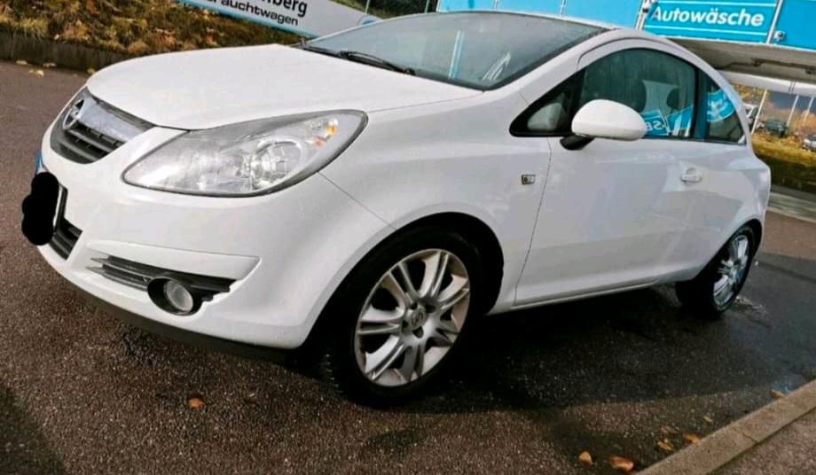 Opel Corsa D Jubiläums Paket 1,4 l in Herrenberg