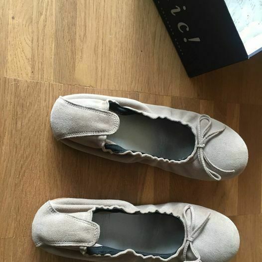 Ballerinas CLIC! Taupe Wildleder Gr. 37 in Köln