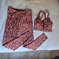 Hunkemöller Set aus Leggins & Sport BH Leo Look Wandsbek - Hamburg Bramfeld Vorschau