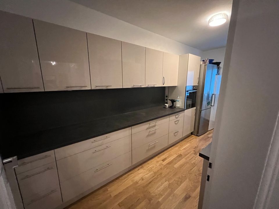 PAX Schrank IKEA | Möbel | Montage | Küchenmonteur | Handwerker in München