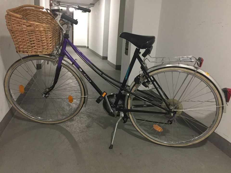 Damenrad Fahrrad Vintage Retro, 28 Zoll, guter Zustand in Augsburg