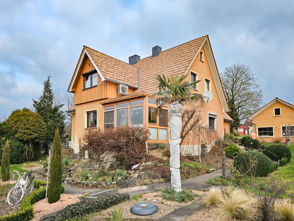 Leben im Einklang mit der Natur: Ihr Traumhaus im Herzen von Hünfeld-Rückers in Hünfeld