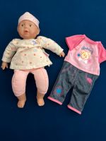 Zapf Puppe Baby Born, 28cm Softkörper, plus Kleidung Stuttgart - Stuttgart-Süd Vorschau