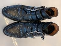 Boots mit Nieten / schwarz / innen und außen Leder / Größe 39 Frankfurt am Main - Fechenheim Vorschau