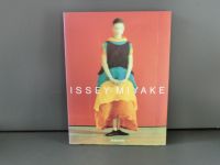 Issey Miyake Buch Taschen Verlag neuwertig Mark Holborn* Baden-Württemberg - Mannheim Vorschau