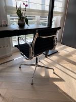 Org. VITRA EA 104 Hopsak Drehstuhl schwarz NP 2.000 München - Au-Haidhausen Vorschau