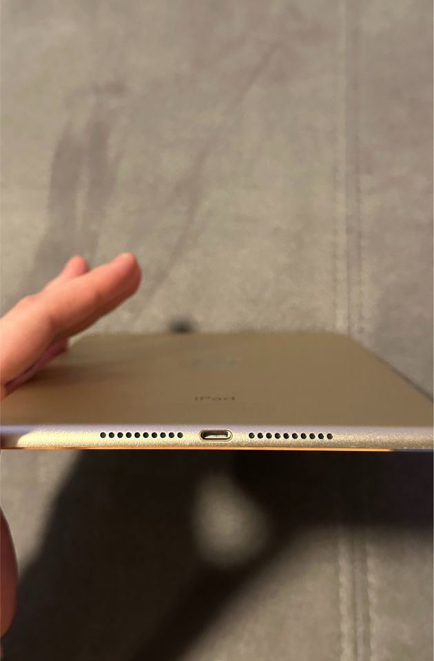 Ipad mini 4 Generation/ 64GB in Stuttgart