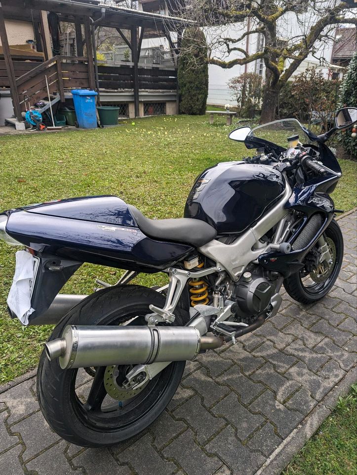 Honda VTR 1000F Fire Storm SC36 in Bad Reichenhall