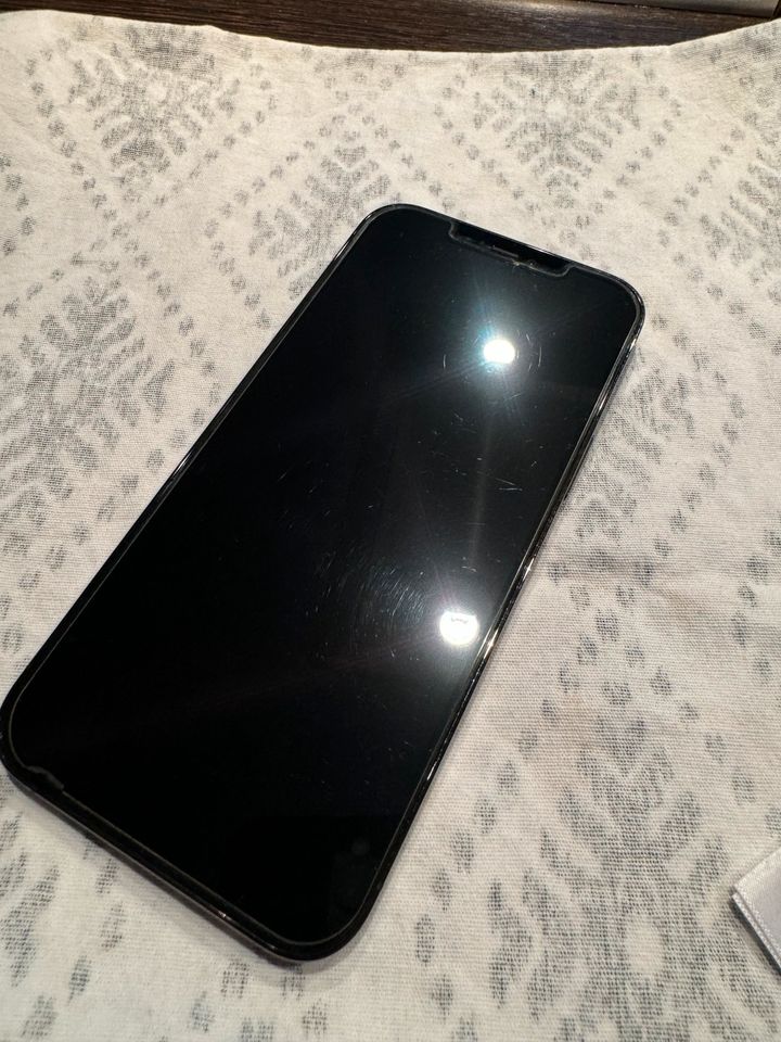 Apple iPhone 12 Pro Max 128GB mit Zubehör top Zustand in Leegebruch