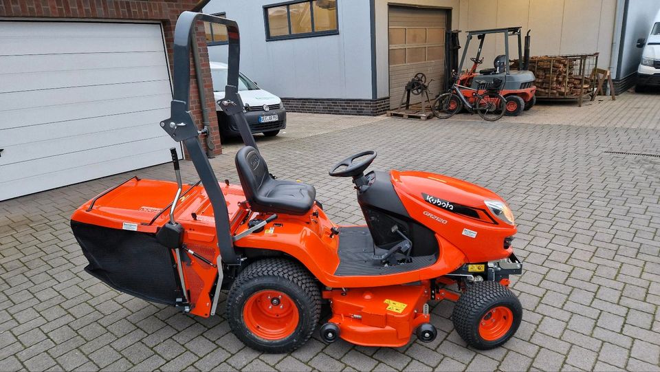 Kubota GR 2120 R Rasentraktor, Aufsitzmäher, Sofort lieferbar in Damme