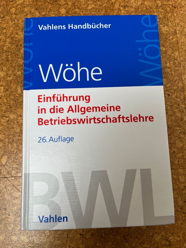 Verschiedene Fachbücher BWL (Einzeln und Gesamt) in Stuttgart