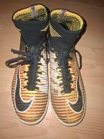 Nike mercurial Hallenschuhe Gr 38,5 Sachsen - Chemnitz Vorschau