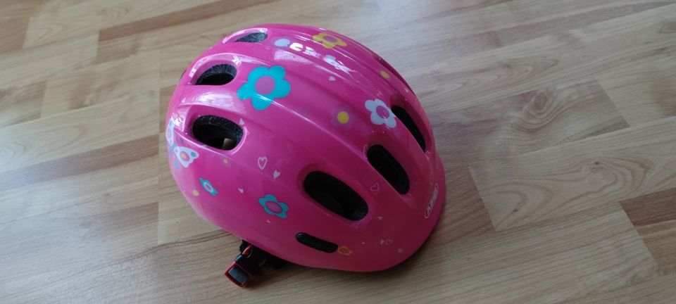 Abus Fahrradhelm Kinder M 50-55 in Karlsruhe