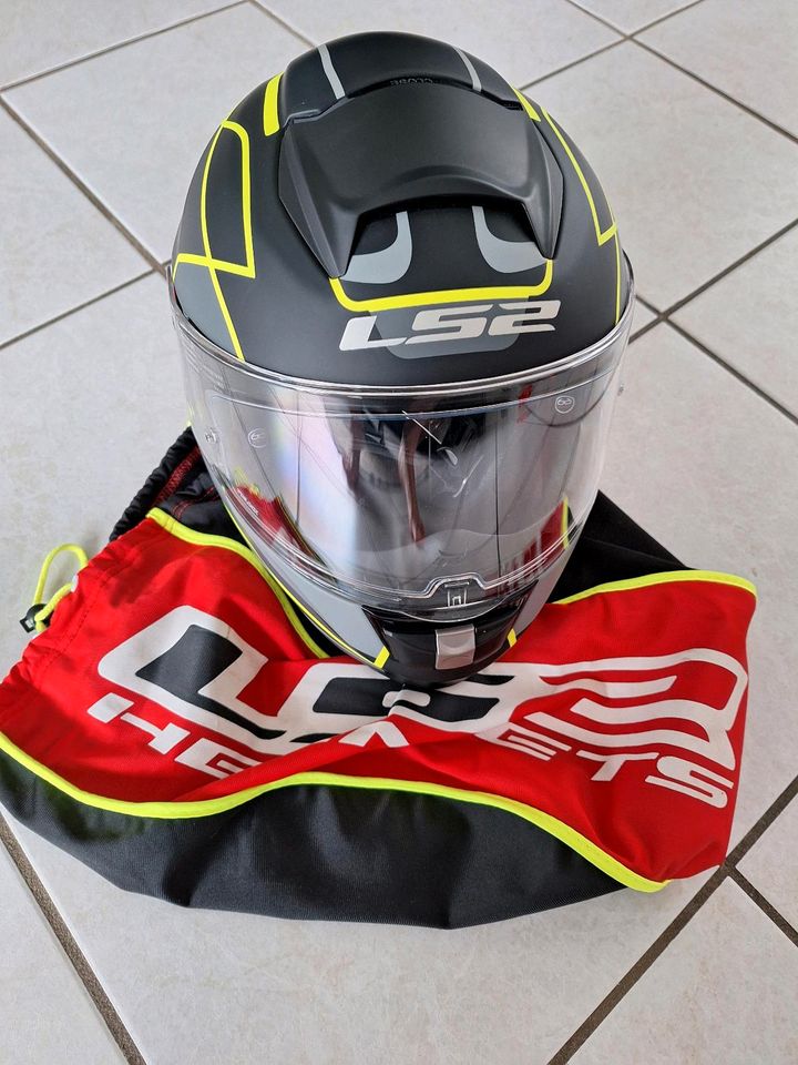 Motorrad Helm NEU UNGETRAGEN LS2 VECTOR EVO XL in Remagen