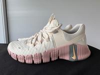 Nike Free Metcon 5 Pale Ivory ICE PEACH women Top Bayern - Kempten Vorschau