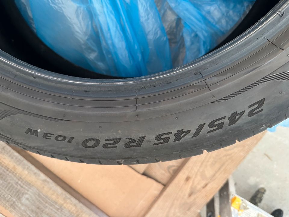 245/45 R20  und 275/40 R20 Pirelli P Zero 6mm Sommerreifen in Tegernheim