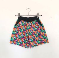 NEU Etsy Sommer Kurze Hose Shorts Bunte Waldorf 116 122 128 Leipzig - Sellerhausen-Stünz Vorschau