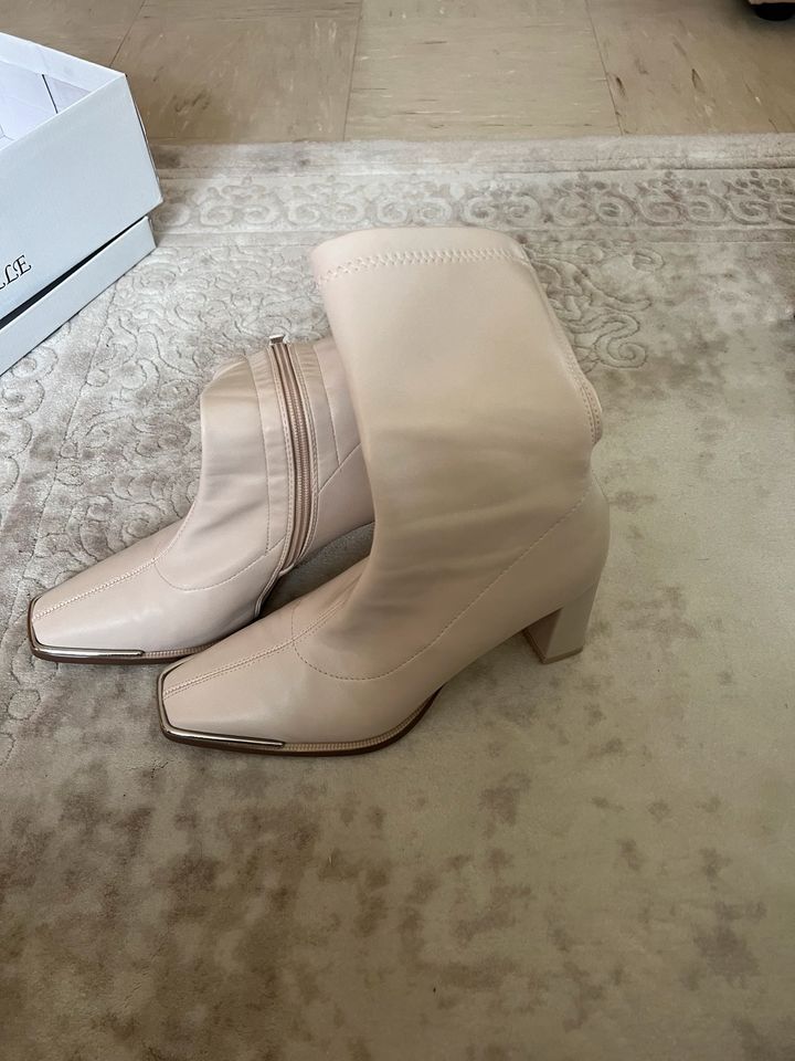 Stiefeletten Beige Hautnah wie neu in Remscheid