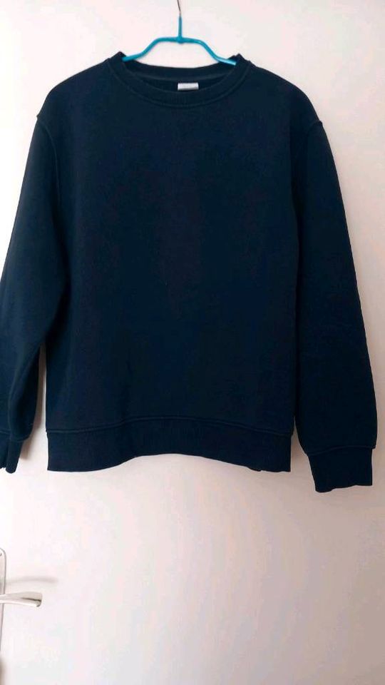 Sweatshirt Zara dunkelblau,  Grösse 164 in Marburg