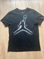 Jordan T-Shirt Schwarz – Größe L – Jumpman Logo & AIR Print Kr. Passau - Passau Vorschau