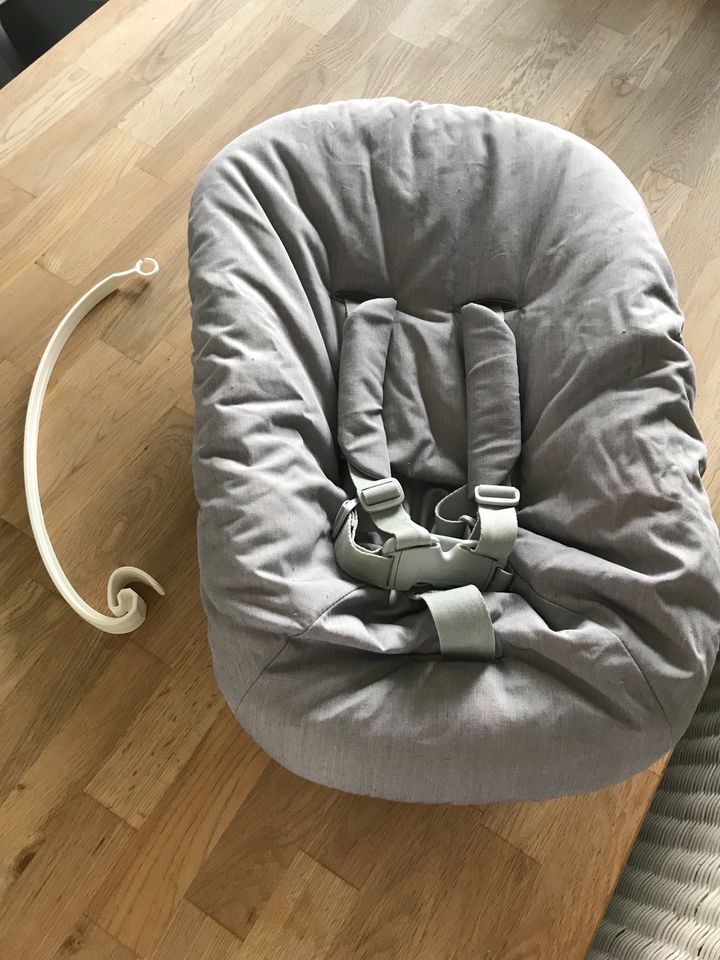 Stokke Tripp Trapp Newborn Aufsatz in Aldenhoven