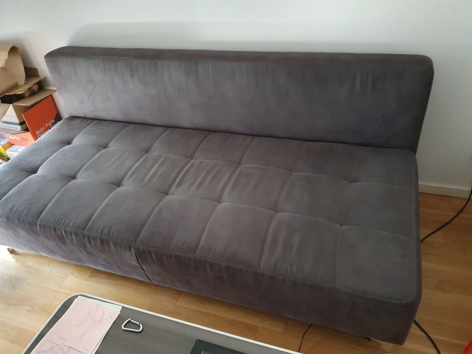 Sofa mit schlaffunktion in Offenbach